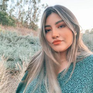 Meet your Posher, Andrea